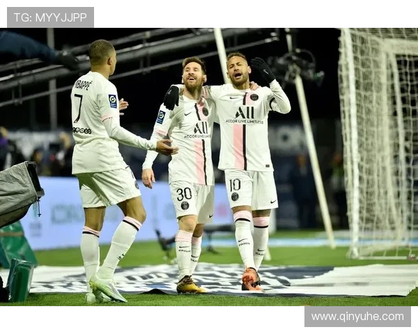 梅西携手内马尔加盟阿根廷超级联赛,助力本土足球复兴与全球影响力提升 梅西携手内马尔加盟阿根廷超级联赛,助力本土足球复兴与全球影响力提升