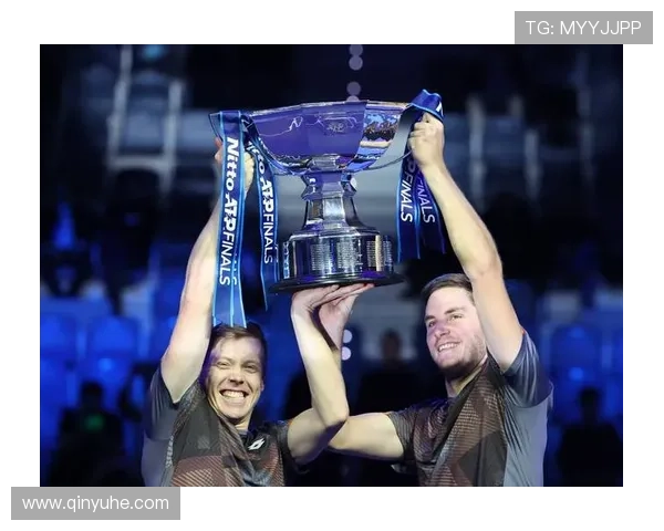 网球赛季开启新篇章 世界顶级选手争夺年度冠军荣耀